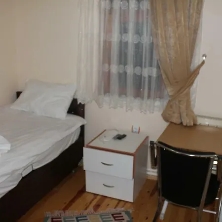 Sultan Pansion Bird Paradise