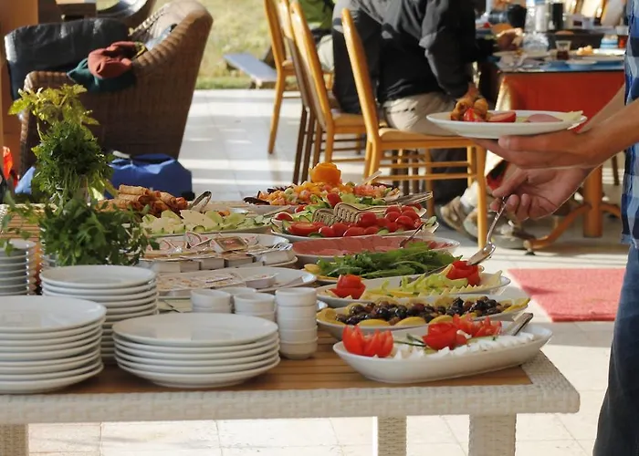 Sultan Pansion Bird Paradise Ovaciftlik